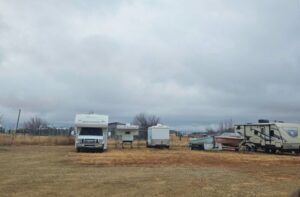 RV Storage in Moose Jaw Saskatchewan Make Space Storage Moose Jaw South 1 1 300x197