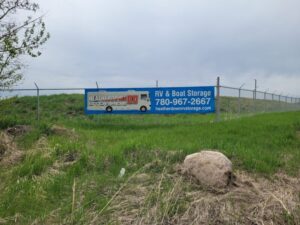 RV Storage in Onoway Alberta Heatherdown RV Storage 1 300x225