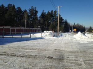 RV Storage in Sherbrooke Quebec Entreposage Brompton Windsor 1 300x225