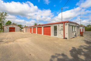 RV Storage in Welland Ontario STORAGE GUYZ Welland South 1 300x200